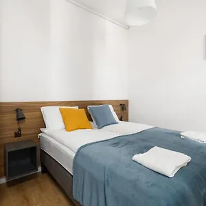Kwiatowa Center By Renters Apartament